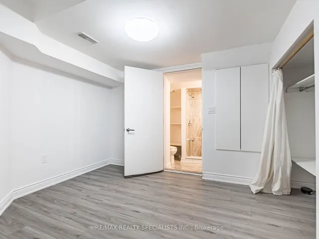 Additional image 34 of 60 Block Rd