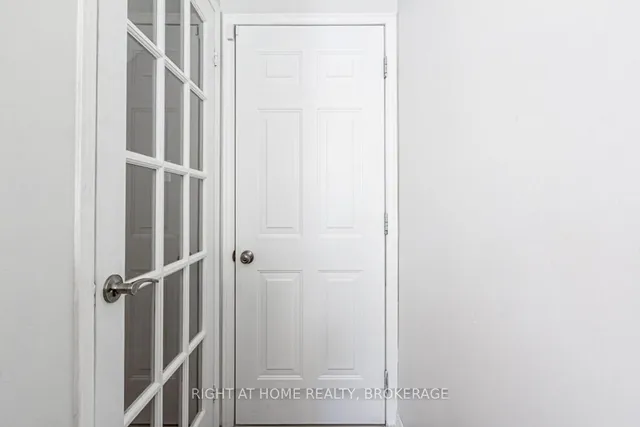 Additional image 35 of 34 Penbridge Circ