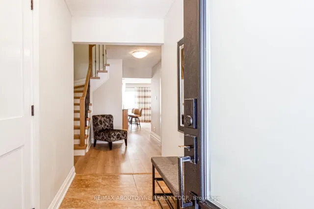 Additional image 4 of 1373 Harmsworth Sq