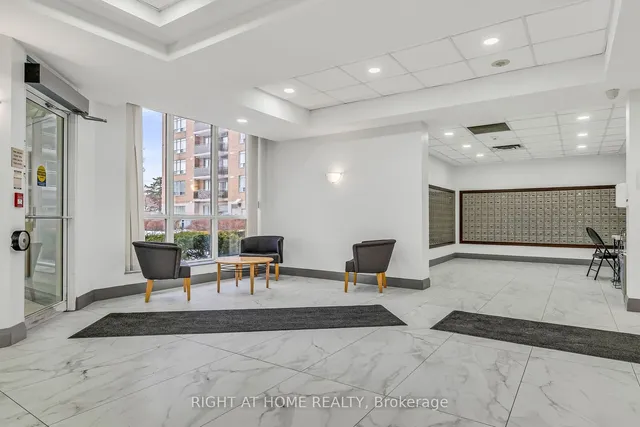 Additional image 25 of 650 Lawrence Ave Unit 522