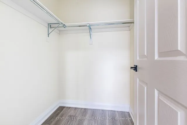 Additional image 27 of 212 Twin Pines Cres