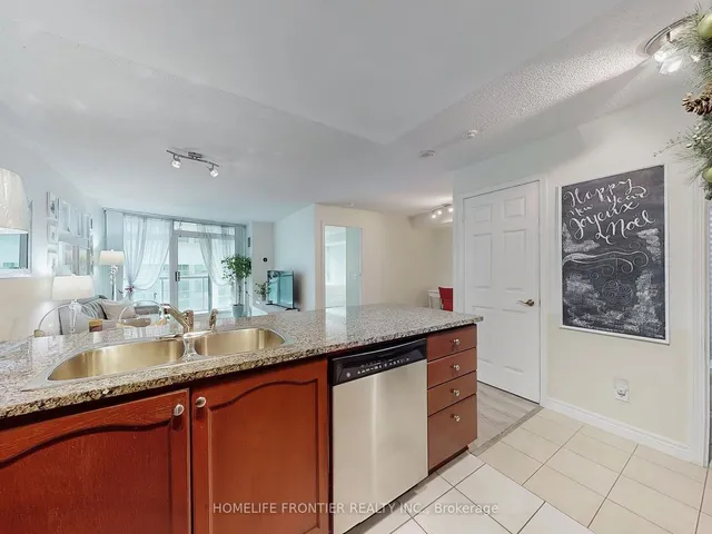 Additional image 14 of 30 Grand Trunk Cres Unit 1812
