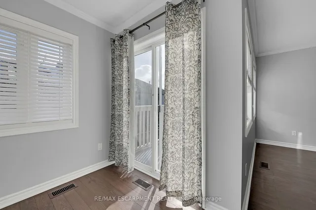 Additional image 25 of 1701 Lampman Ave Unit 404