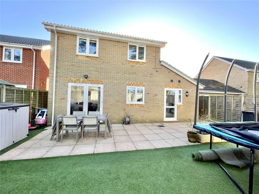 Additional image 19 of Elderflower Close, Highcliffe On Sea, Christchurch, Dorset, BH23