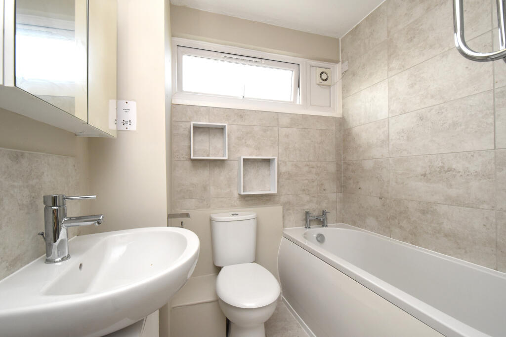 Additional image 9 of Handel Lodge, Fair Acres, Bromley, Kent, BR2