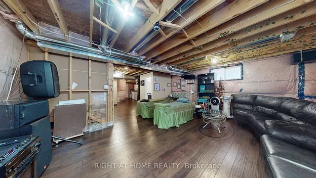 Additional image 34 of 348 Rivertrail Ave