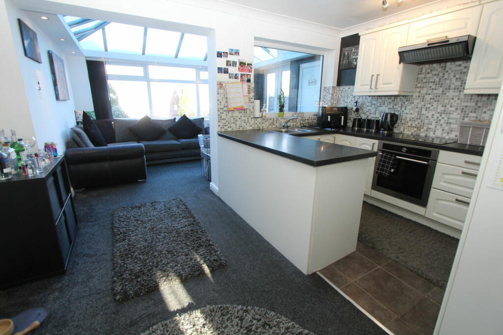 Additional image 25 of Pevensey Close, TIVIDALE, Oldbury.