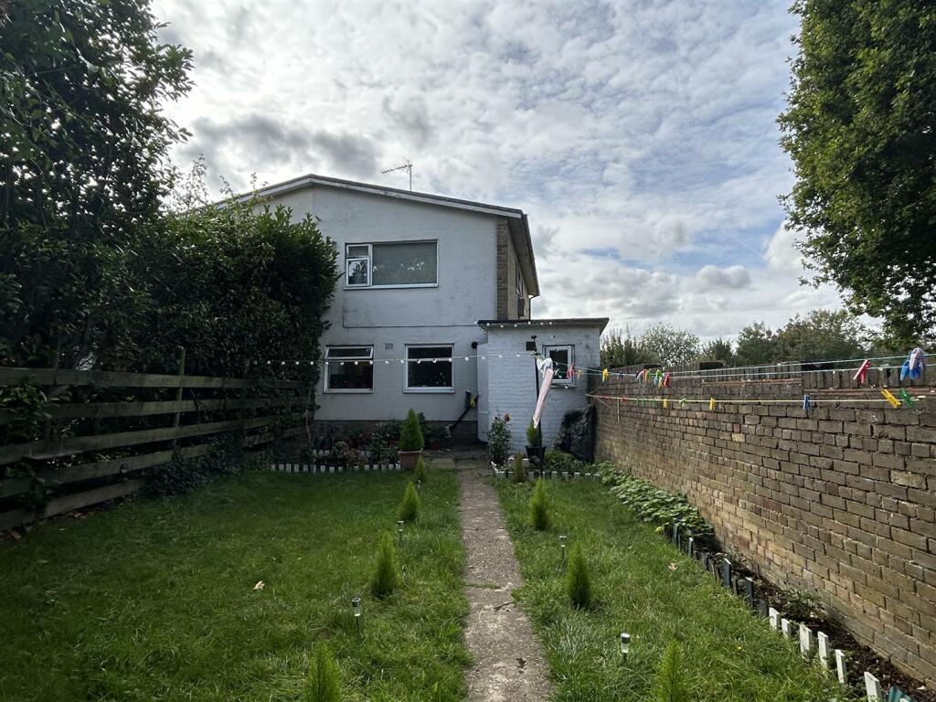 Additional image 17 of Aldykes, Hatfield