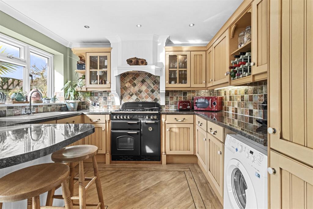 Additional image 21 of Coopers Hill, Eastbourne