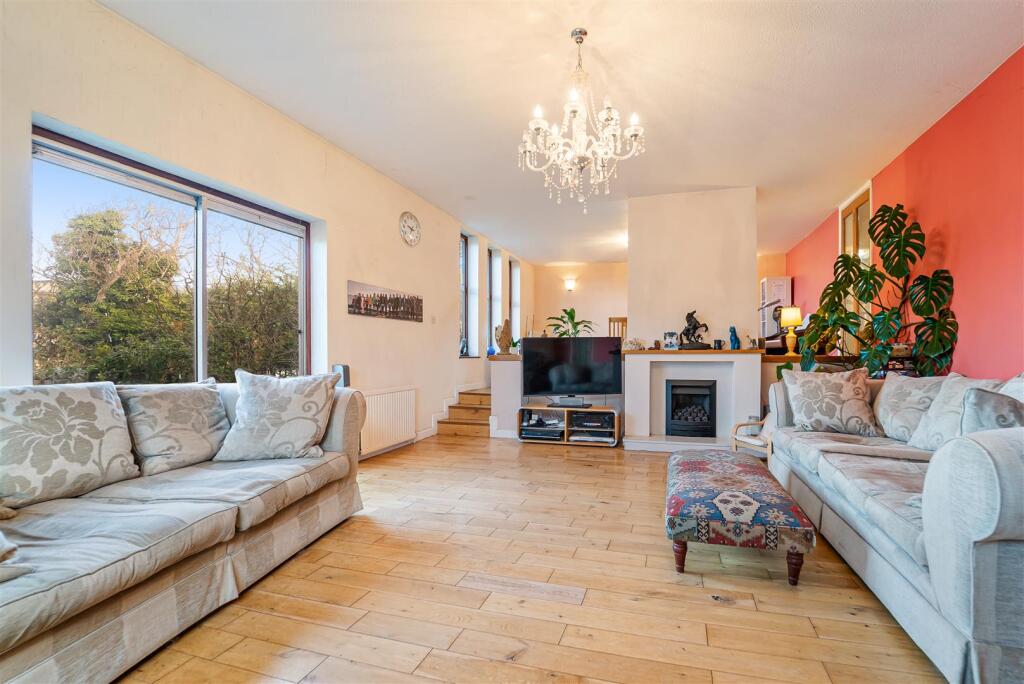 Additional image 15 of A Hidden Gem!