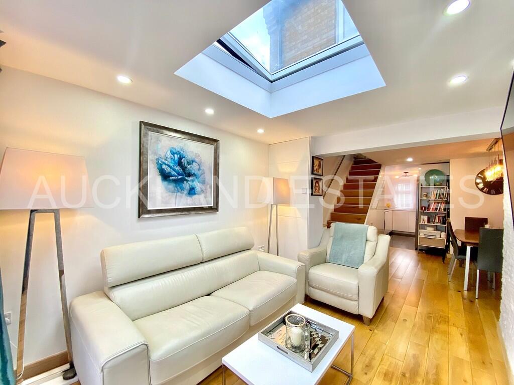 Additional image 30 of Vincenzo Close, Welham Green