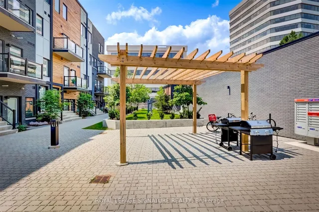 Additional image 4 of 402 The East Mall Unit 213