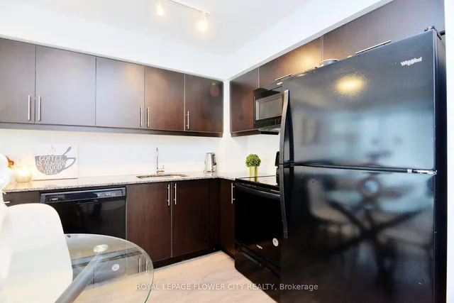 Additional image 17 of 30 Meadowglen Pl Unit 1003