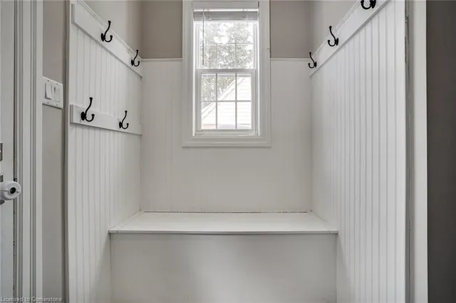 Additional image 17 of 693 Cedar Ave