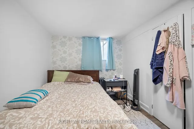 Additional image 33 of 111 Dynevor Rd