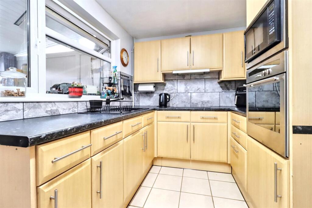 Additional image 2 of Cul se sac close to lovely walks in Clevedon