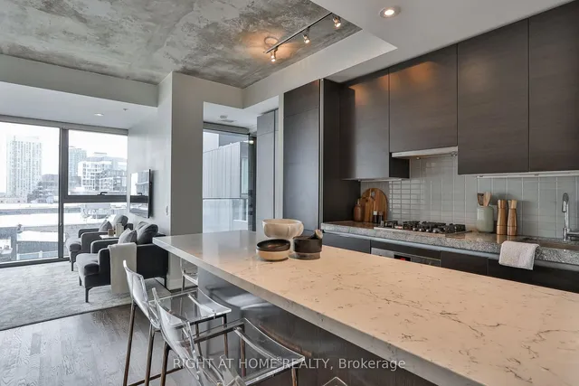 Additional image 7 of 629 King St Unit 1029