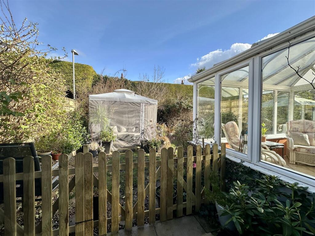 Additional image 32 of Marron Close, Axbridge