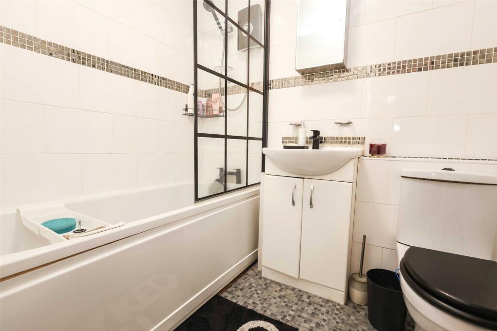 Additional image 9 of Lakeside Walk, BIRMINGHAM, West Midlands, B23