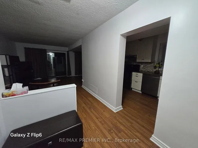 Additional image 18 of 16 Tampa Terr