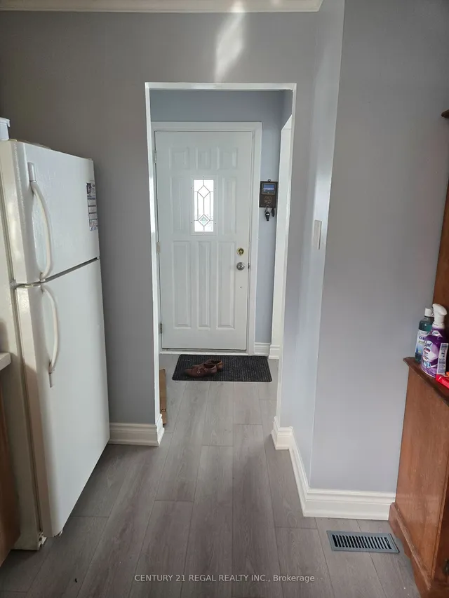 Additional image 9 of 62 HOWELL Sq