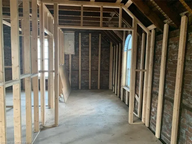 Additional image 13 of 468 Locust St