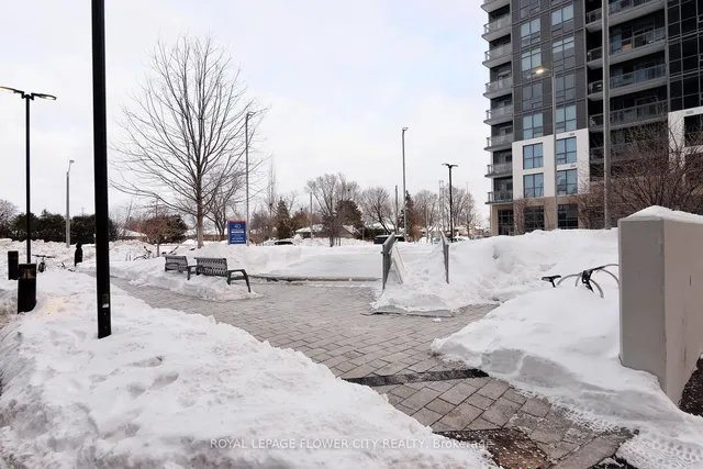 Additional image 36 of 30 Meadowglen Pl Unit 1003