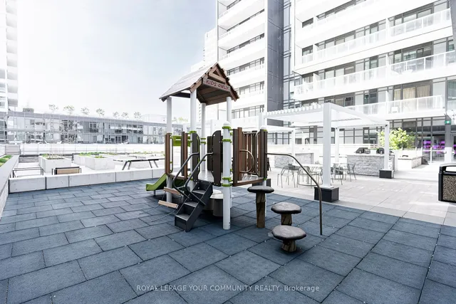 Additional image 26 of 34 Tubman Ave Unit 201