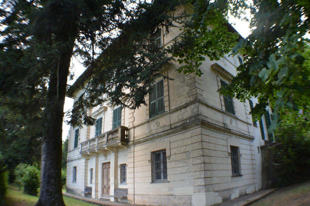 Additional image 2 of Liguria, La Spezia, Brugnato, Italy