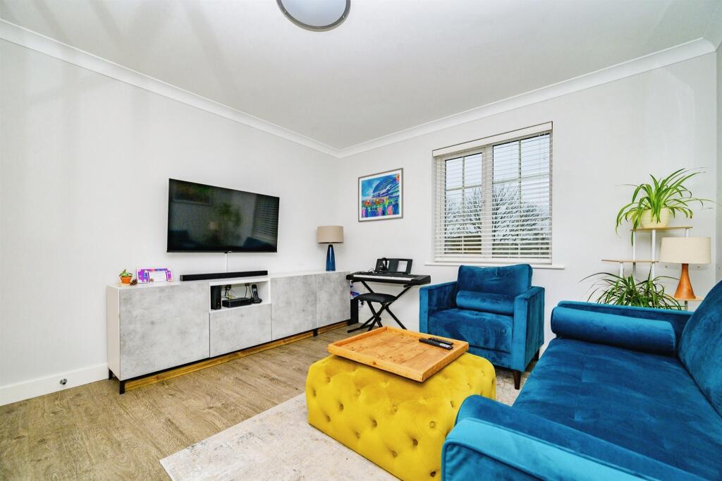 Additional image 7 of St. Albans Road East, HATFIELD