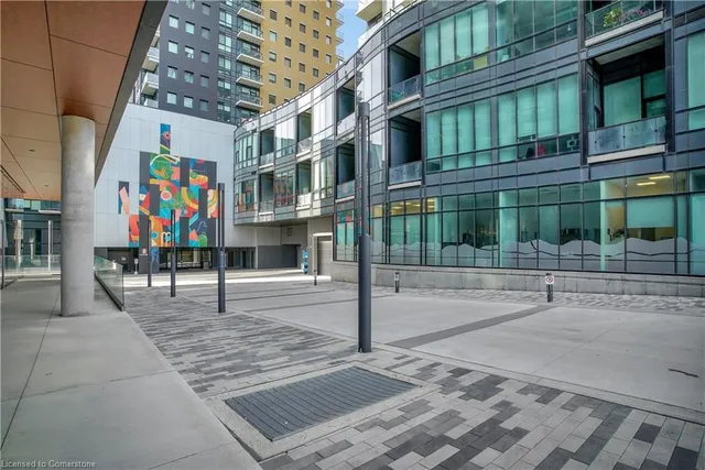 Additional image 2 of 104 Garment St Unit 906