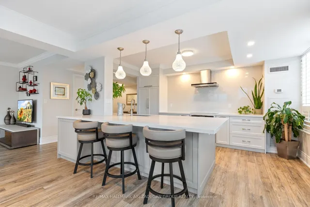 Additional image 10 of 28 William Carson Cres Unit 721