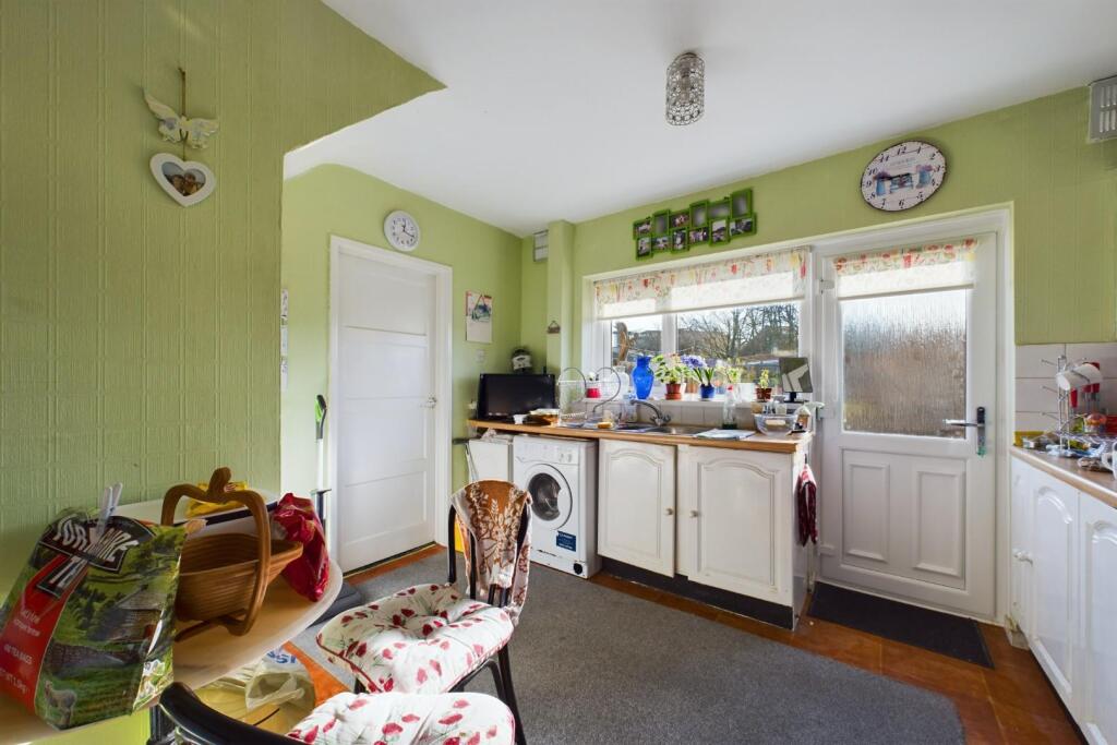 Additional image 4 of Needwood Grove, West Bromwich, B71 3NJ