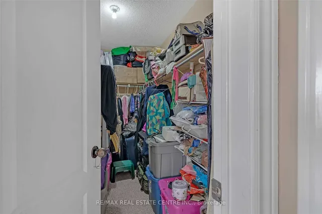 Additional image 25 of 21 Sprucelands Ave