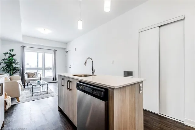 Additional image 13 of 10 Palace St Unit C15