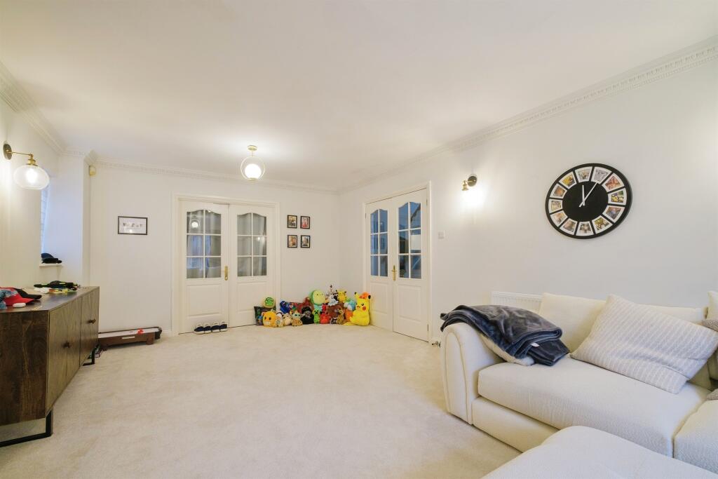 Additional image 3 of Copperfields, Saffron Walden