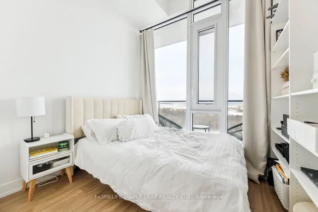 Additional image 7 of 215 veterans Dr Unit 806