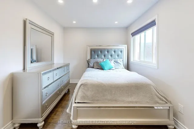 Additional image 31 of 26 Salamander St