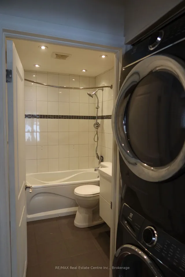 Additional image 4 of 86 Spadina Rd