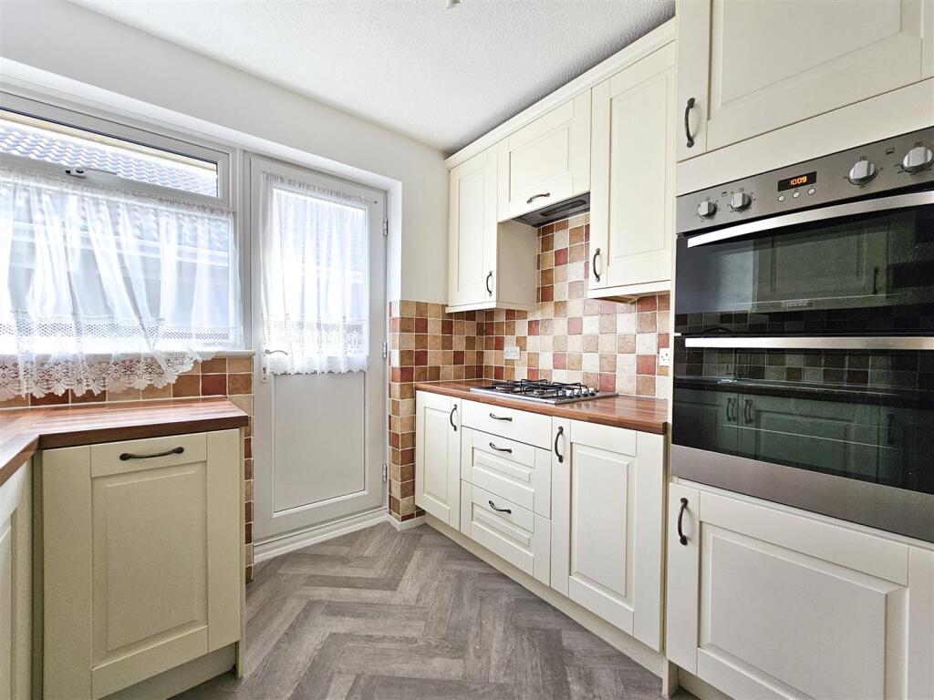 Additional image 3 of Golding Road, Eastbourne, BN23 7AW