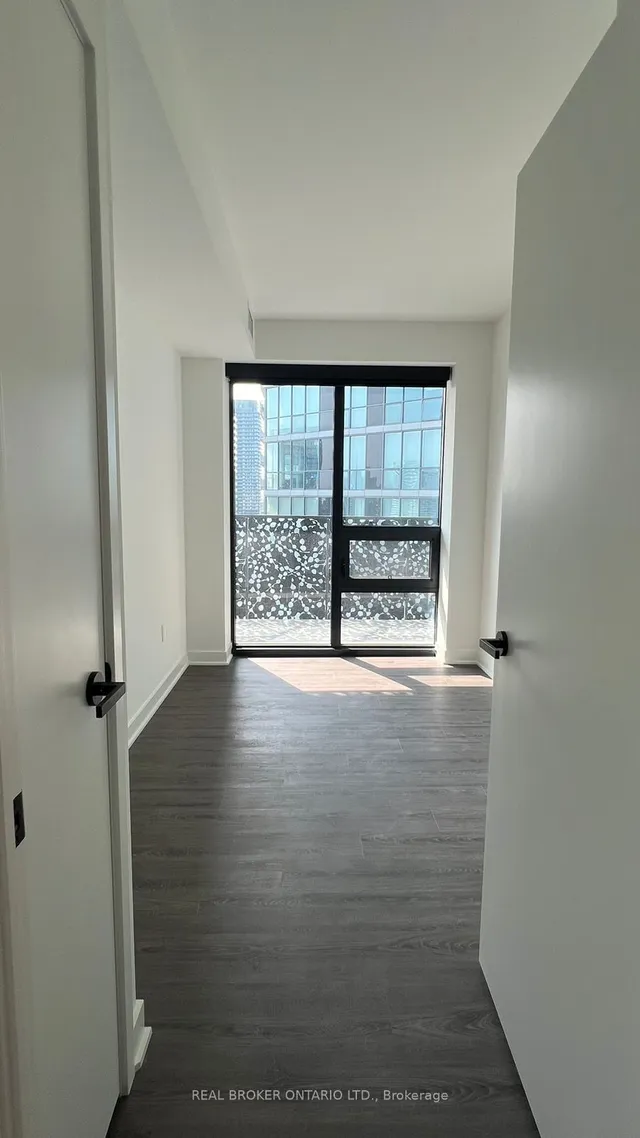 Additional image 20 of 55 Charles St Unit 2206