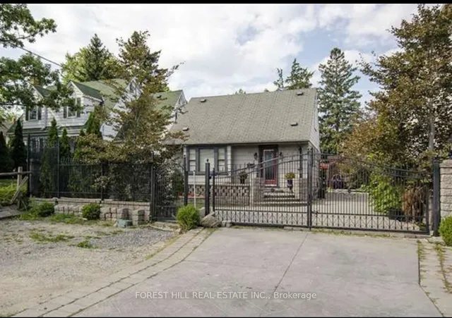Additional image 2 of 2972 Bayview Ave
