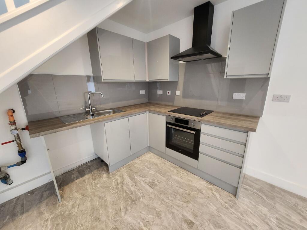 Additional image 5 of North Road, Cardiff, CF14