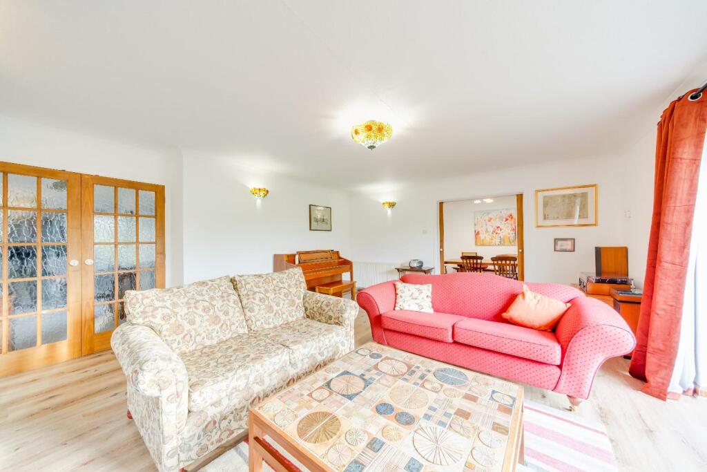 Additional image 20 of Substantial bungalow with views over Claverham's countryside