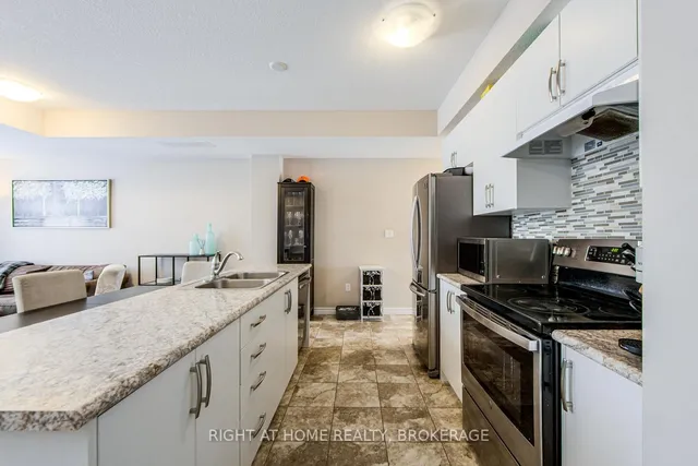 Additional image 16 of 445 Ontario St Unit 62