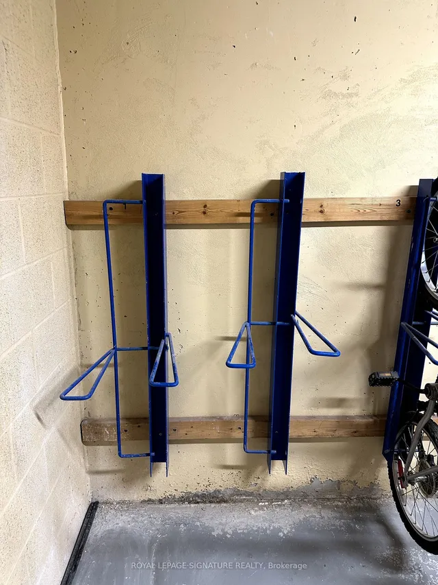 Additional image 27 of 1797 Queen St Unit 402