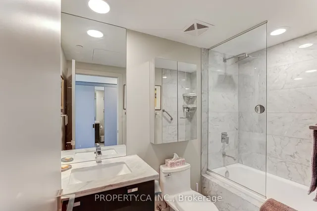 Additional image 13 of 32 Davenport Rd Unit 1708