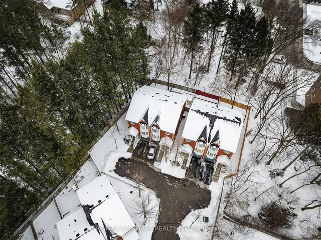 Additional image 5 of 50 Markham Rd Unit 15