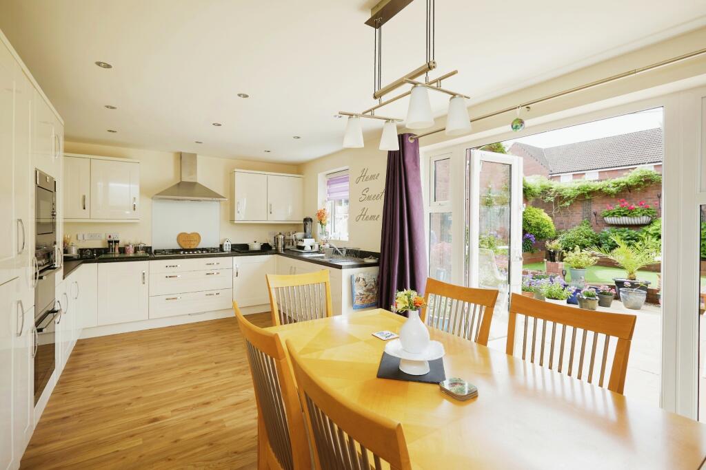 Additional image 3 of Station View, Radstock, BA3