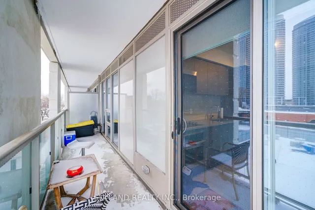 Additional image 27 of 2033 Kennedy Rd Unit 317